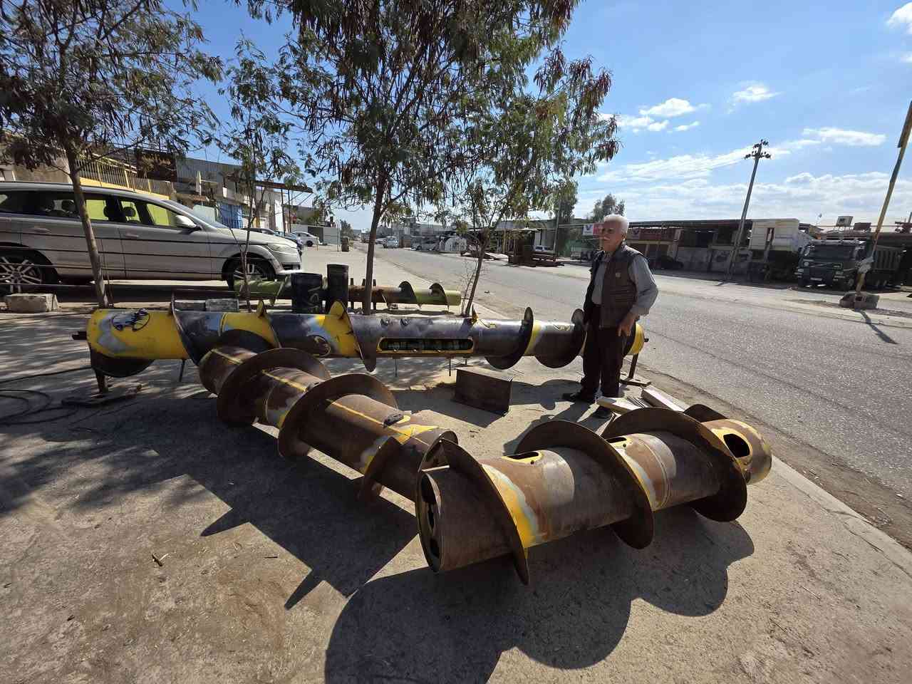 ابو علي كركوك حي الصناعي
*********** تبديل وسط برينه نيوهولند وكافت الحاصيدات
