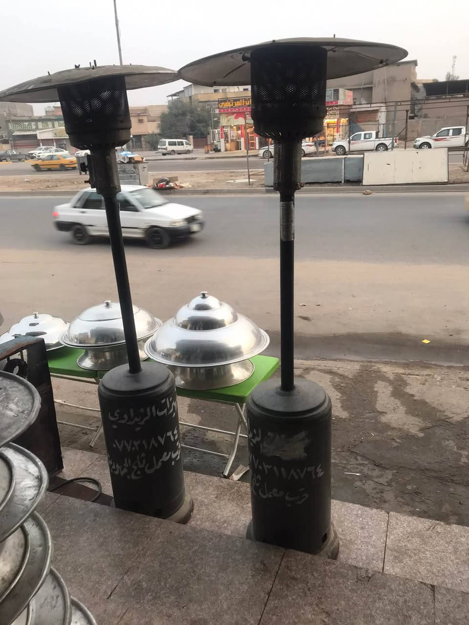 من رخصت الادمن توجد لدينا خيمه لايجار ودفايات وصواني مفطح  العنوان بصره الجمهوريه شارع الاطفاء مقابل حسينيه علي ابن ابي طالب تجهيزات ابو طالب لاستفسار اتصال ***********
