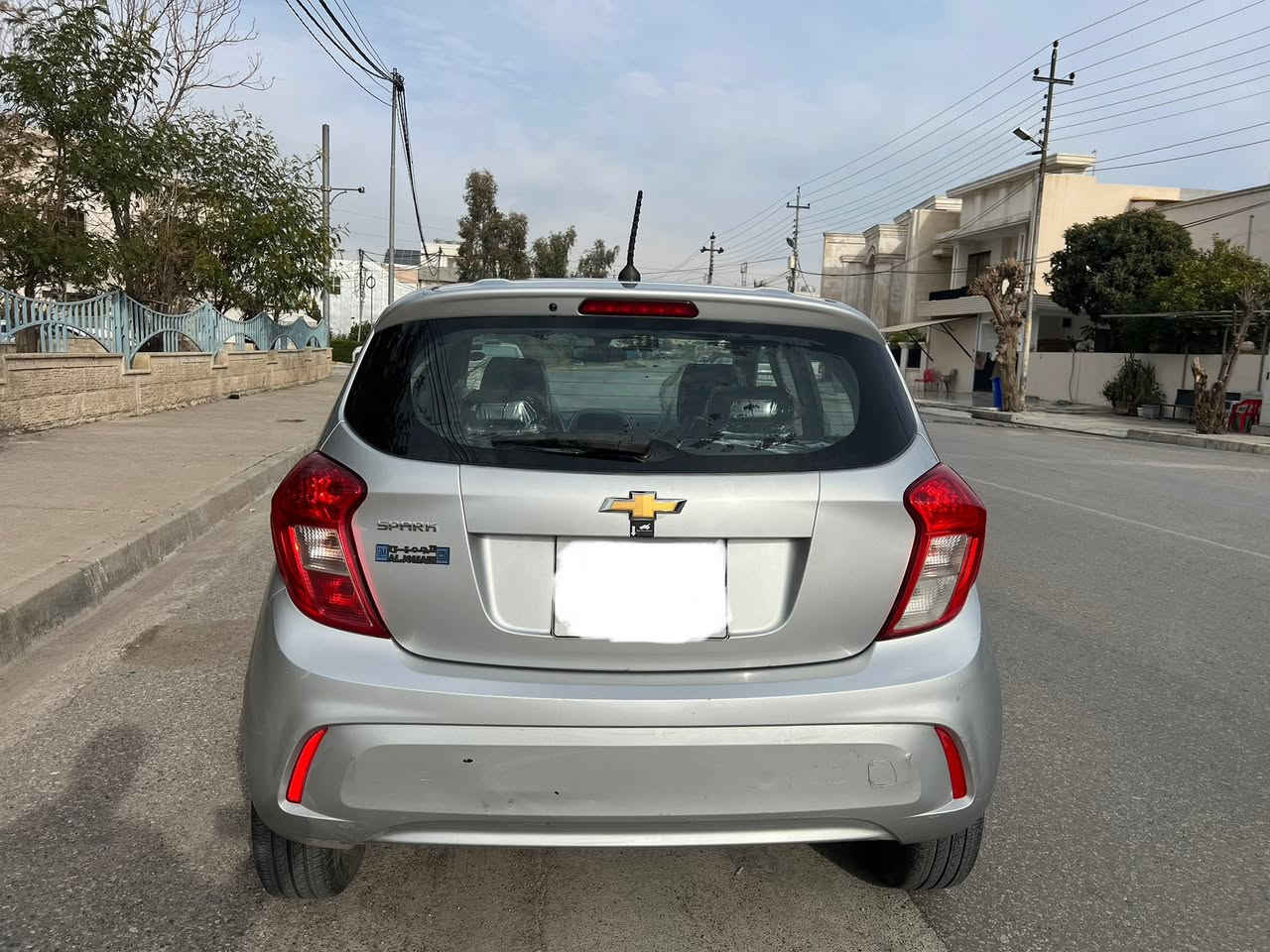 سپارک سلڤەر مۆدێل 2018 مواصفات خەلیجی ltکلین بێ بۆیاخ بێ تەرزە
تەنها کەمێک ساردی هەیە  بێ ناوگرتن زۆر زۆر خاوێنە کەم ڕۆیشتیە هی دەستی خۆمە بەناوی خۆمە
٤ جام کارەبا_ABS_تۆماتیک_سوکان ڤۆڵێۆم
گێر و مەکینە تبیرد بەناو کردن هەموو بەشەرت
 سەنەوی بەسەر نەچووە ٤ تایەی تازەو نوێ ی لەسەرە کۆری تازەم بۆ گۆریوە 
نرخ ٨٩ ورقە
تەلەفون+ڤایبەر ***********

سياره سبارك مواصفات خليجى حيل نظيف بدون صبغ بدون حالوب موديل ٢٠١٨ لون فضه تحكم ستيرن توماتيك زجاج كهربا ABS طايرات جديد
مابى نواقص محرك مكينه كل بشرط سياره ب اسمى ماشى قليل 
سعر ٨٩ ورقه
تلفون+واتس اب ***********
