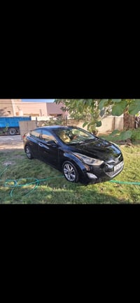 الانتره مديل ٢٠١٢ وارد أمريكي حادث فقط جاملغ أمامي وبيهه رشات صبغ بدون...