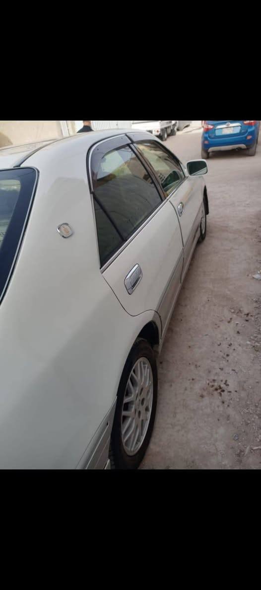 بسبب الوعود الكاذبة اعيد النشر واقلل السعر 
السلام عليكم ملكه كراون موديل ٢٠٠٣اصوليه للاخير باسمي بغداد انكليزي مواصفات
مكينه ديفوار الجبير
كير خير من الله
ثلاث دكم
برده خلفية كهرباء
استيرين كهرباء
كاعيه جلد غرفه نضيفه حيل
حداديه خير من الله 
تدفئه وتبريد شغال 
بدون كص ولا نقل جثه
تحرير عارف العيساوي
السعر 115وبيها مجال شي قليل 
تخم تاير قبل شهرين مشدود
مكان السياره بغداد علمن اني مكلف بل نشر فيس ممتواجد للاستفسار ***********
