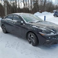 النترا موديل ٢٥ هايبرد ماشيه ٢٠حادث جدا بسيط قبق جنطه فقط صبغ ما مبدل ...