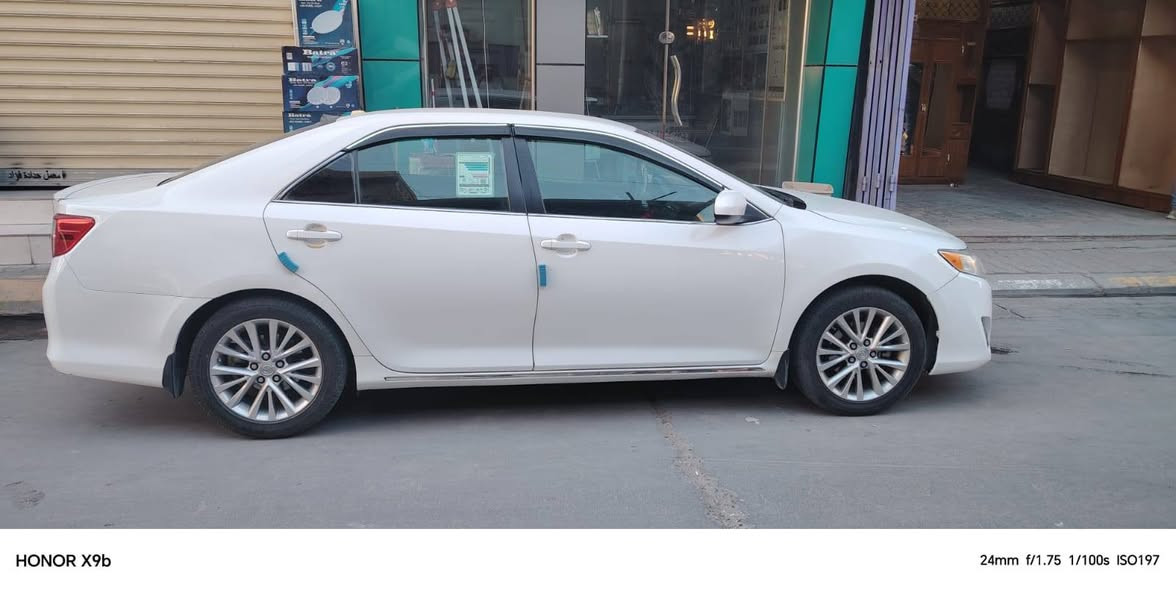 السلام عليكم كامري ٢٠١٢ بيه جاملغ خلفي نص صبغ نص فول تخم تاير جديد صدر كله جديد تبريد شغال قطعتين محرك ٢٥٠٠ كير مكفول رقم أربيل الجديد شاشه تحكم ستيرن سونار موجود كهربائيات كله بلاد سياره حلوه مال جناي السعر 140 وبيه مجال محمد غانم  رقم ***********
