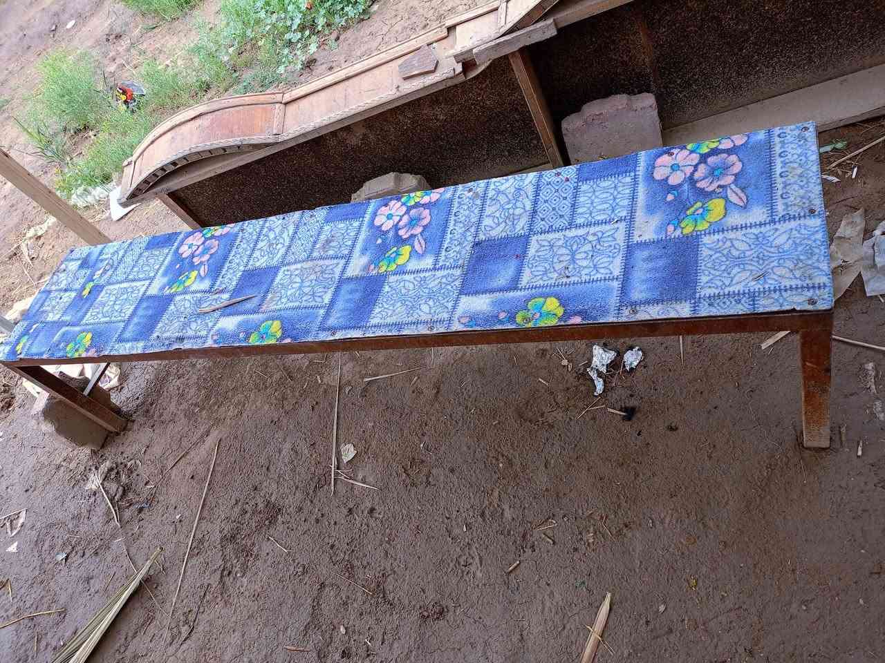 مسطبات  للبيع 3 قطع
وحده 6 مترر
وحده 3 متر 
وحده 2 متر 
شخاط الثقيل 
***********
