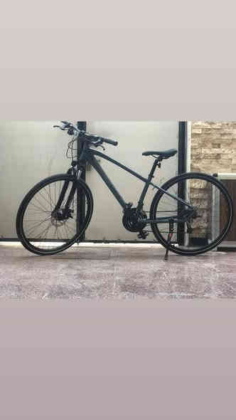 بايسكل أمريكي الصنع 🇺🇲 من مارگة يونيفيگا 
مواصفاتة معروفة 
ملاحظة البايسكل جديد وليس مستعمل
حجمة S
سعرة 220 قفل
مكاني البصرة حي الحسين
التواصل واتساب فقط : ***********
