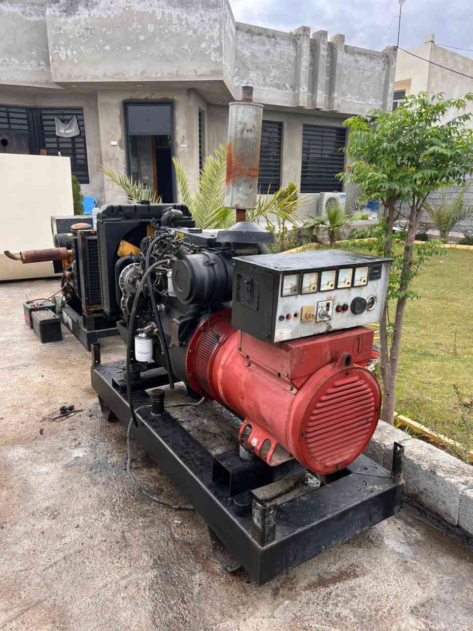 مولد بيركنز انكليزي 4بستم قطر البستم (100ملم )مولد ستندر على وضع الشركة رأس توليد بلادي 50كيفي 3فيز لاصرف لأ بخار للعلم تشتغل اوتوماتيك اطفاء وتشغيل العنوان بغداد تاجيات ***********
***********
