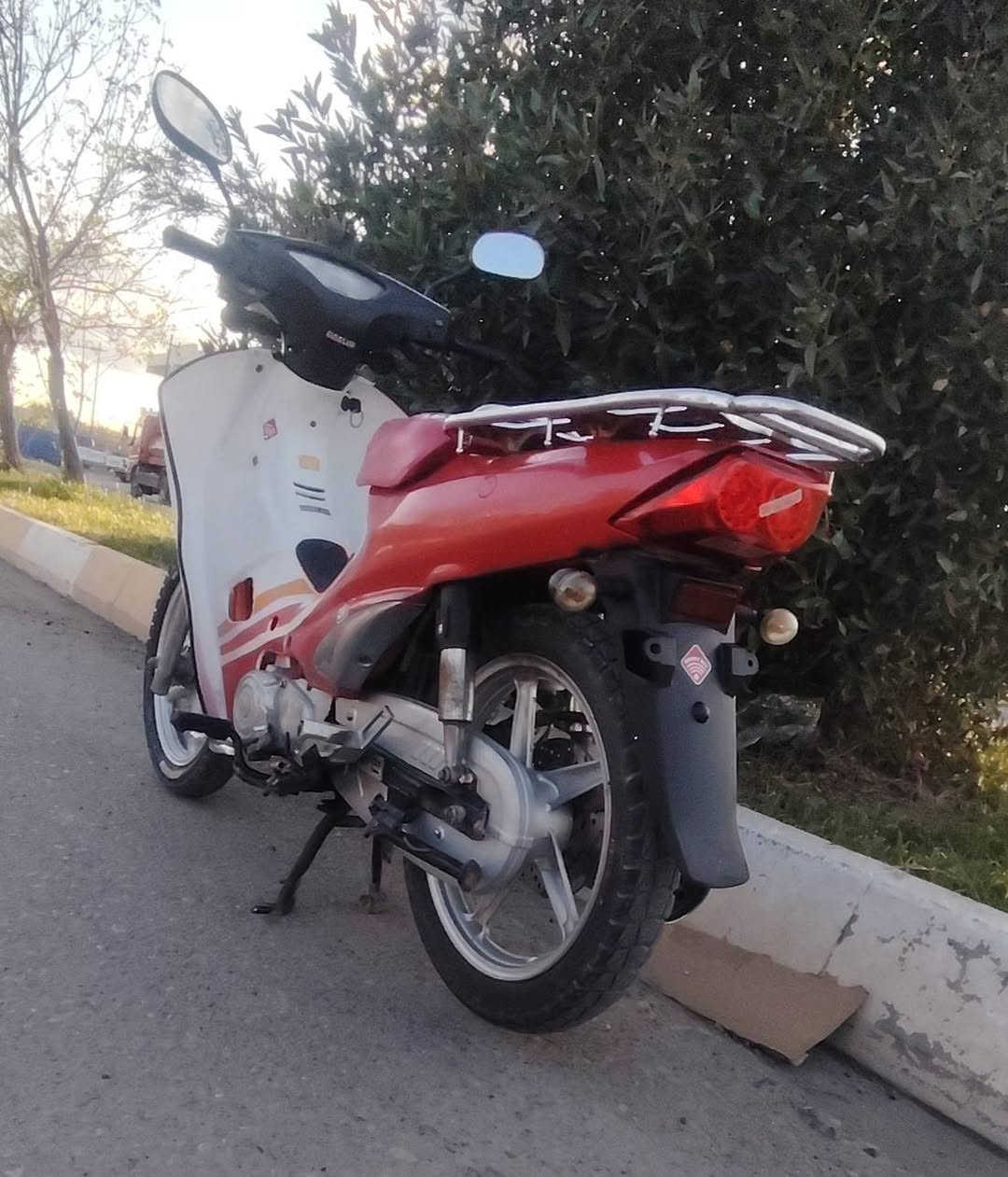 سرفيز ٢٠١٦ فحل دبل دسك فول السعر اتصل ع رقم وتدلل مكان الأسحاقي ***********
