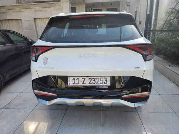 السلام عليكم 
كيا اسبورتج هايبرد 1600 تيربو فور ويل 
موديل 24 تبديل 3 قطع 
***********
اخوان اني مكلف بل نشر
