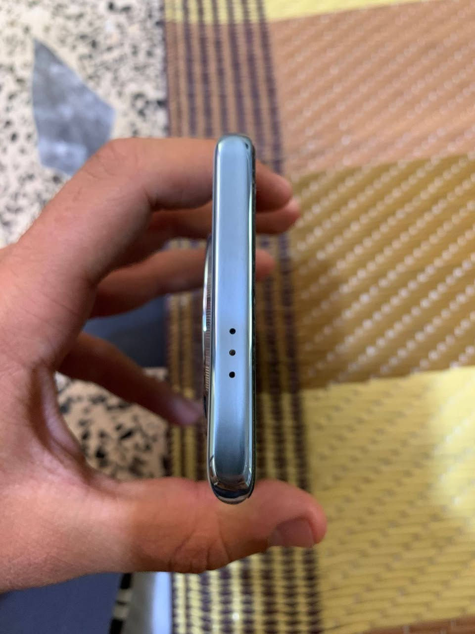 سلام عليكم مبايل هونر x9c البيع صار شهر من خضته البيع السعر خاص الرقم الموبايل *********** نضافه 99 بل 100 عل فحص
