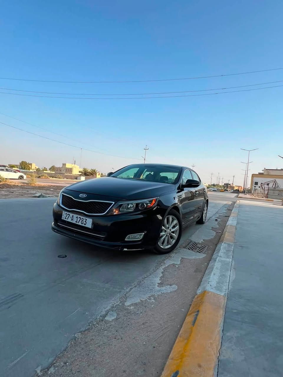 سلام عليكم KIA اوبتما موديل2015 حداديه فول
تبريد بيها فقط بنيد صبغ لاغير اللون اسود كشرها كلش حلو رقم ذي قار رقم دولي رباعي تحويل ثاني يوم من تاريخ المكاتبه 
المكان واسط الكوت الخاجيه📍 
***********
