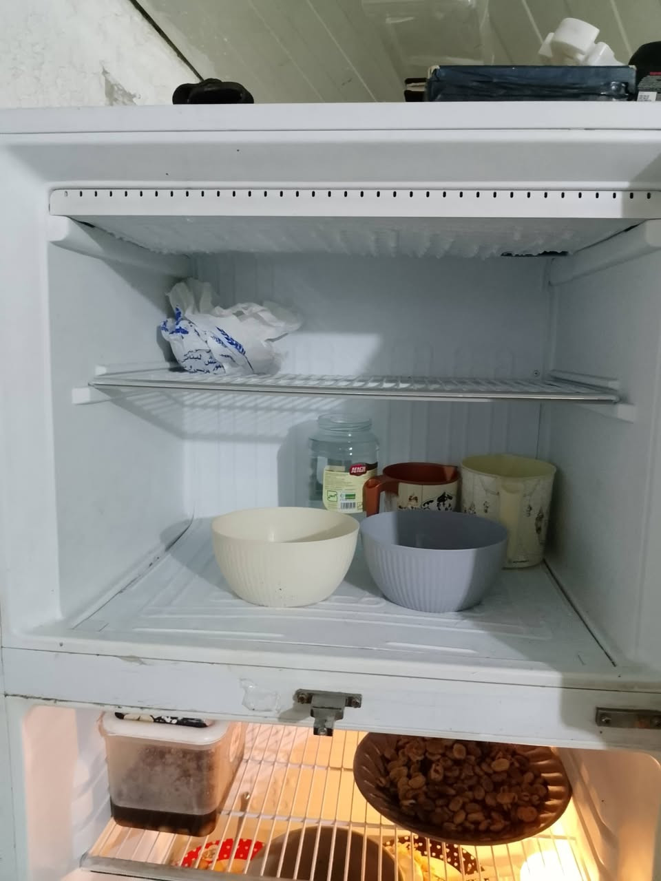 السلام عليكم ثلاجه للبيع جديده امانه الله ورسوله ما داخله تصليح استعمال  شهرين سبب البيع عندي ضرف ماخذتهة ب 700 الوصل موجود اريدهة ب 500 والكنتور ب 100 المكان الدورة جمعيت خير الله


**إذا كنت صاحب هذا الإعلان وتريد حذفه لأي سبب، رجاءا أرسل رسالة إلى الدعم الفني**