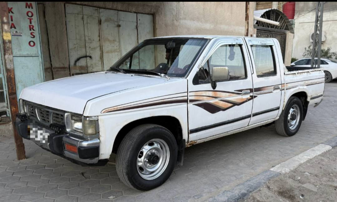 نيسان مديل ٩٤ رقم جديد ذي قار سنويه لل 30
سعر 52 عنوان البصره قضاء الفاو 
تواصل
***********
