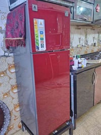 ثلاجة وسط • شغالة ونضيفة • كربلاء