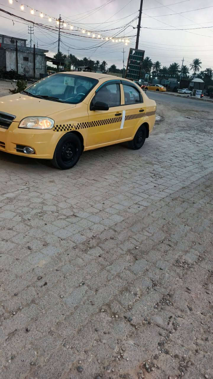 السلام عليكم افيو للبيع 10خليجي مكفوله من الضربه جاهز كير ومحرك وحداديه جدد وتخم تاير وكهربيات كله جاهزه ماببه اي نقص مصفره هيه السعر50عليه غرامه 500الف ينزلن من السعر المكان الدوانيه غماس للستفسار علا الرقم ***********واتساب
