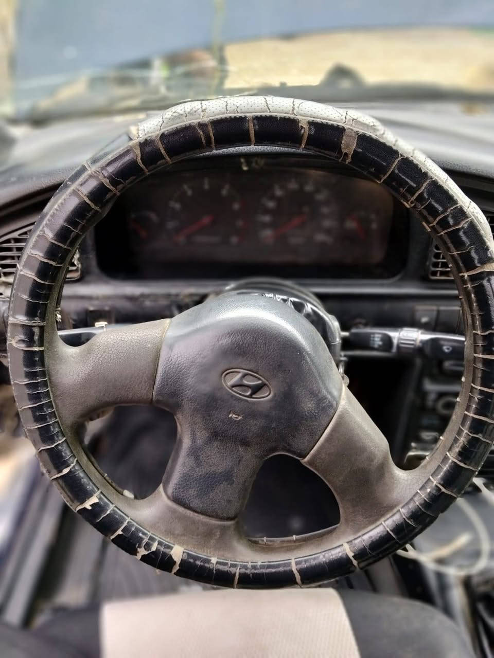 الانتره دمعه موديل1993كير مكيه جدد صدر جدد تخم تاير ويل كب كهربائيات شغاله كيجات كلها شغاله مسجل سستم سماعات بلاتوث غرفه مدوشمه سياره جاهزه فرممات ملحومه سياره جاهزه رقم ديالى نكليزي سنويه لل، 3العنوان ديالى خان بني سعد
سعر25$
***********
***********
