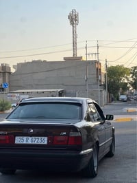 بي ام ٥٢٥i • زينون • شاشة