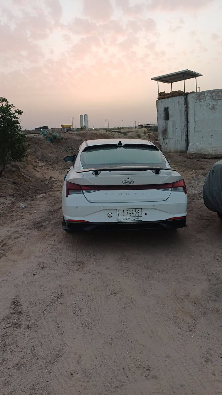 النتره وارد امريكي ٢١ مكينه ٢٠٠ دوش 
رقم معوقين وكاله عامه باركوت رقمي ***********
سعر 120بيه مجال
