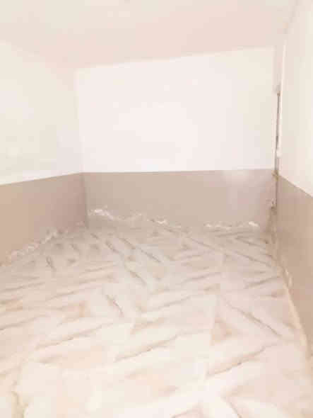 بيت للايجار حي ميسان شارع عوده مقابل حاجه الف مساحه 100متر مربع يحتوي على غرفه وصاله واستقبال ومطبخ وصحيات سعر الايجار الشهري 300الف كل شهر بشهره 

للاستفسار والمعلومات الاتصال بنا *********** 
او مراجعه مكتب ألروان للوساطه العقاريه والمقاولات العامه 

عنوان المكتب حي ميسان ع الشريط قرب صيدليه الشراع 

عندك بيت عرصه للبيع راسلنه وات ساب
