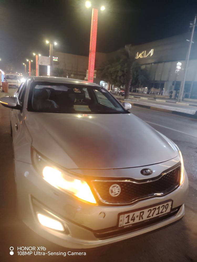 السلام عليكم اخوان سياره كيا5 مديل 2014 موصفات اشاير مرايات شفط مرايات ايكو كشن كهرباء تدفئه +تبريد  تبريد ثلج سياره جاهزه من كلشي ماناقصهه.برغي ماشيه تقريبا بل ١٥٠ الف كير مكينه باكيت ومثل بصوره وبعد احلى سياره رقم جذيد بصرة .نريد اهمشي اهمشي التحويل اذه ماتحول مانبيع
العنوان .البصرة .كرمه علي
الرقم *********** البصرة, العراق
