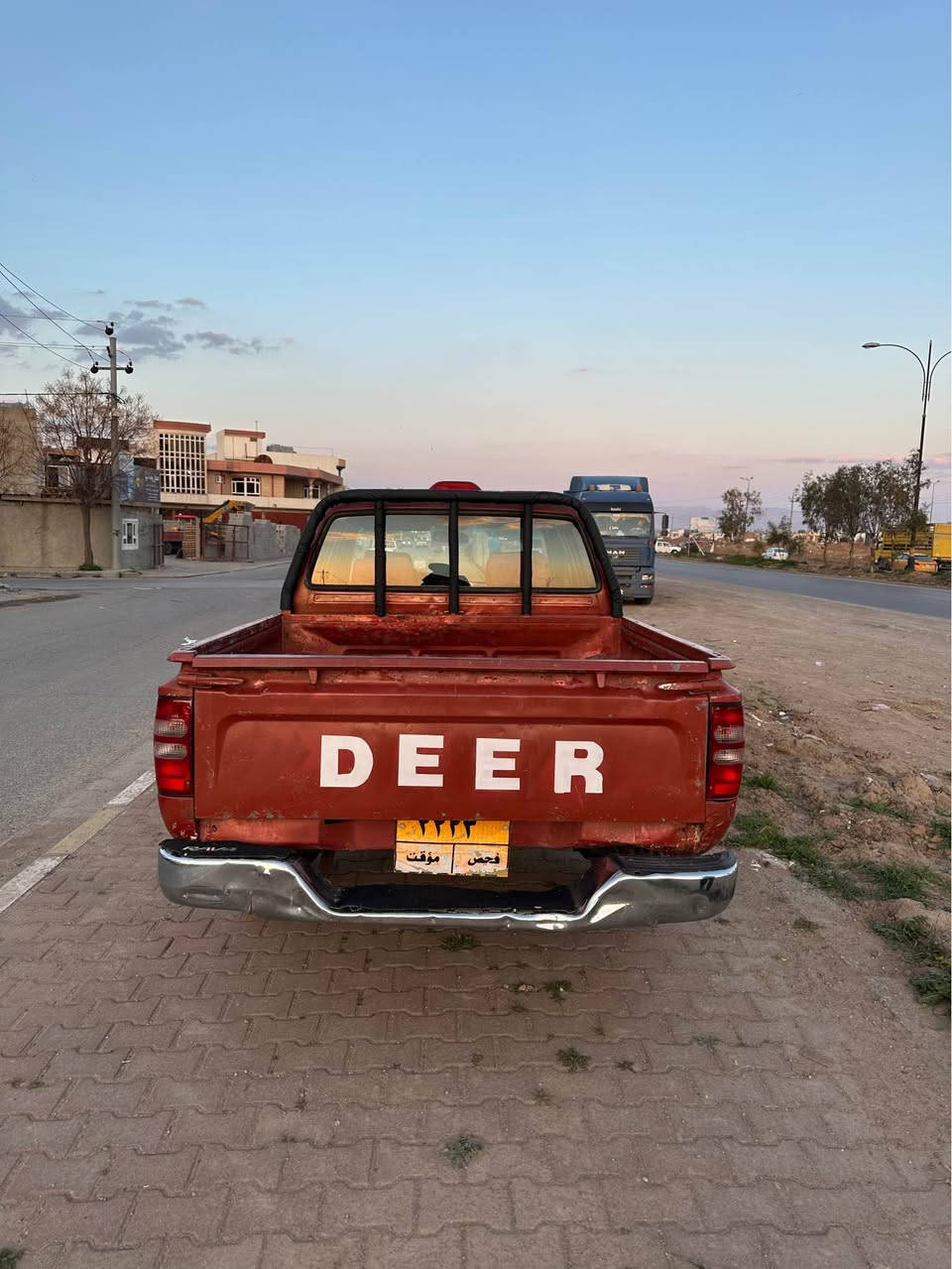 پیکاب دێر بۆ فرۆشتن 
سعر 25معامەلە 2007مەکینە بەخ 
گێر مەکینە ئەکسل شانسی بەشەرتی ١٠٠فیتەر زۆر مەزبوتە 
زۆر بە کێشە عەینەو کلاجی تازەیە
مەنەفێستی عەسلی فسفۆری خۆی هەیە هەموو وەرەقەکانی داخل بونی ماوە 
موسو براوە وەرەگەراو بەشەرت
ناو سور قولاب جام کارەبا 
ناوبۆدی نەرزیوە مال کاسبیە 
شوێن چەمچەماڵ ژم وەتساب***********
*********** شمشمل, السليمانية
