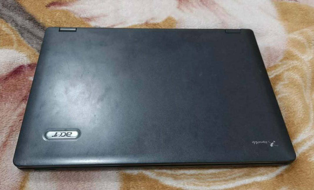 acer
نظييف
ويندوز 7
معاه حقيبة وشاحنته
كلشي موضح بالصورة
وبيه صوت يروح ويجي من يشتغل
وإذا تشحنه كامل يبقى ١٠ دقايق والباقي لازم عالشاحنة
سعره 50 
والتوصيل مجاني فقط بالموصل
رابط المتجر https://t.me/SeroSerS


**إذا كنت صاحب هذا الإعلان وتريد حذفه لأي سبب، رجاءا أرسل رسالة إلى الدعم الفني**