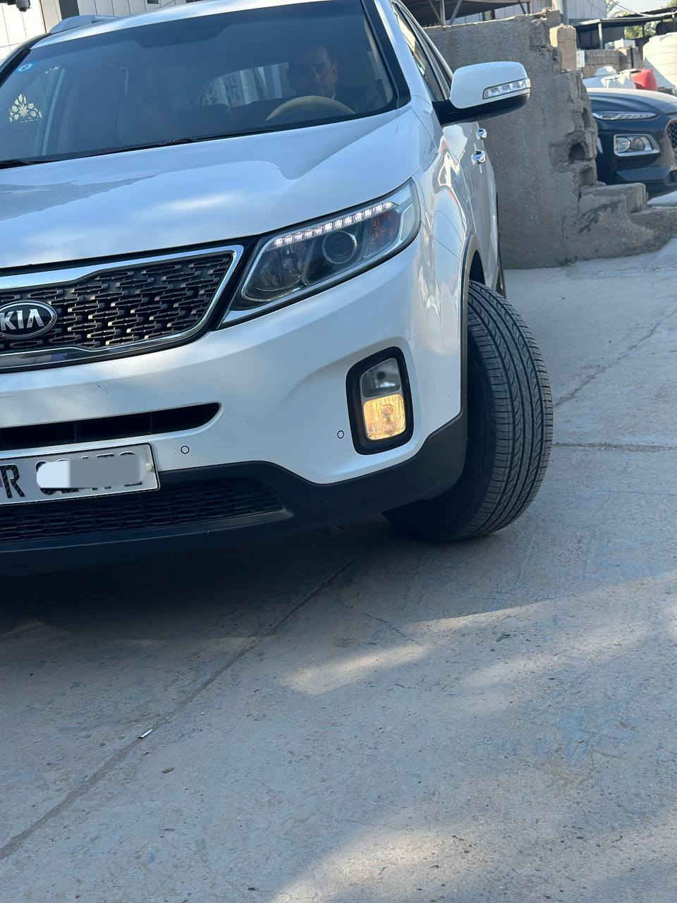 السلام عليكم
سورنتو ٢٠١٤ وارد خليجي 
سبعة راكب ثلاث قطع تبريد
حساسات امامي خلفي
محرك ٢٤٠٠ أربعة سلندر
صور السونار مرفقة بالمنشور
عنوان بغداد العامرية
السعر ١٥٥٠٠ $
للإستفسار ***********
***********
