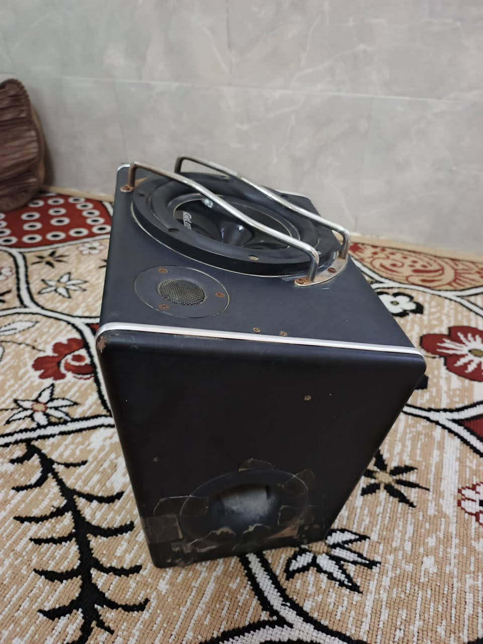 دمام للبيع اواكس فقط صوتة حلو تجي تفحص وتاخذ المكان الرشاد السعر ٧٠ وبي مجال بصيط ***********
