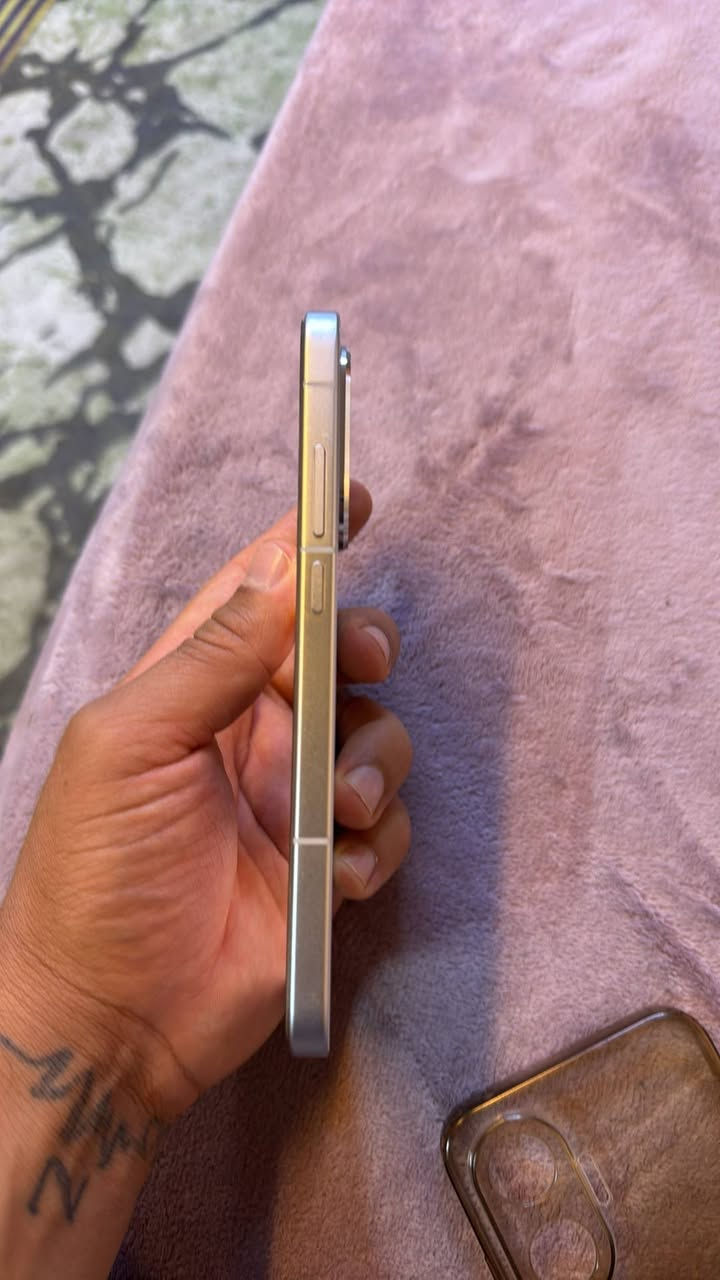 بوكو f7 الذاكره 512 جهاز جديد كلش وبطاريته 99 ماعندي توصيل الديوانيه سعر 475.


**إذا كنت صاحب هذا الإعلان وتريد حذفه لأي سبب، رجاءا أرسل رسالة إلى الدعم الفني**