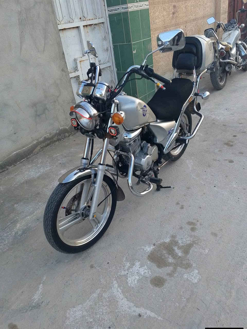 السلام عليكم أخوان ماطور دايلم جديد للبيع شرط كير ومكينه خرسه تجي وشوف بعينك السعر 1250 وبي مجال الاستفسار الاتصال ***********
