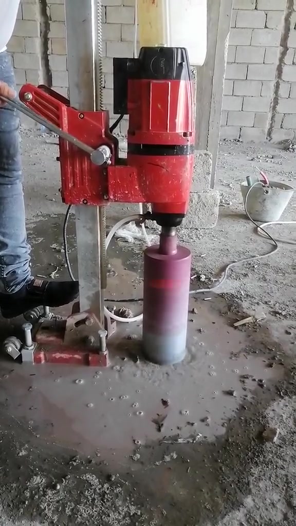 تثقيب كور بكافة الاحجام والقياسات
نعمل لجميع محافظات العراق 🇮🇶 
اي استفسار على الرقم ***********
