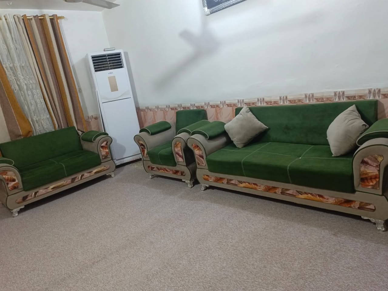 تخم تزكام للبيع 10 نفرات للاستفسار الاتصال على الرقم
***********
