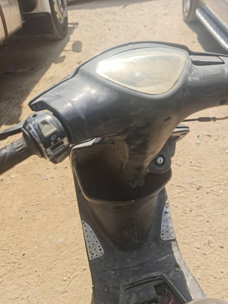 طافية متروكة الاتصال ***********
