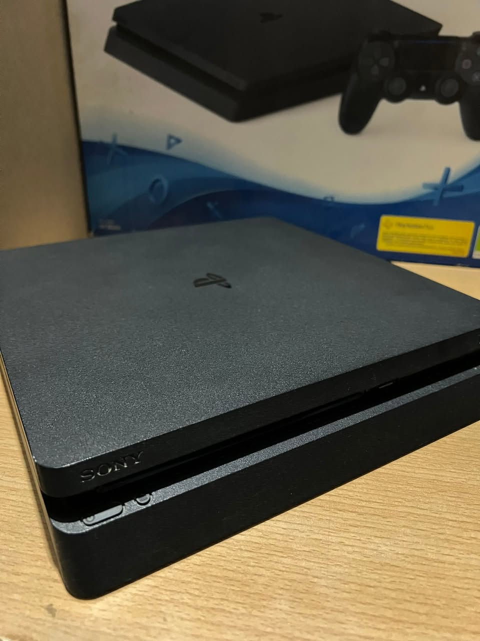 بلي فور سلم اونلاين | PS4 Slim online
- 500gb ريجن ٢
- الجهاز نضيف ما داخل صيانة ولا مفتوح 
- مع  قطعة ربط ماوس وكيبورد وقرص رينبو ٦ 
-الجهاز بدون جوستك بس موجود كامل ملحقاتة الثانية والكارتونة 
-السعر 200 و الموقع (بغداد الامين الثانية)


**إذا كنت صاحب هذا الإعلان وتريد حذفه لأي سبب، رجاءا أرسل رسالة إلى الدعم الفني**