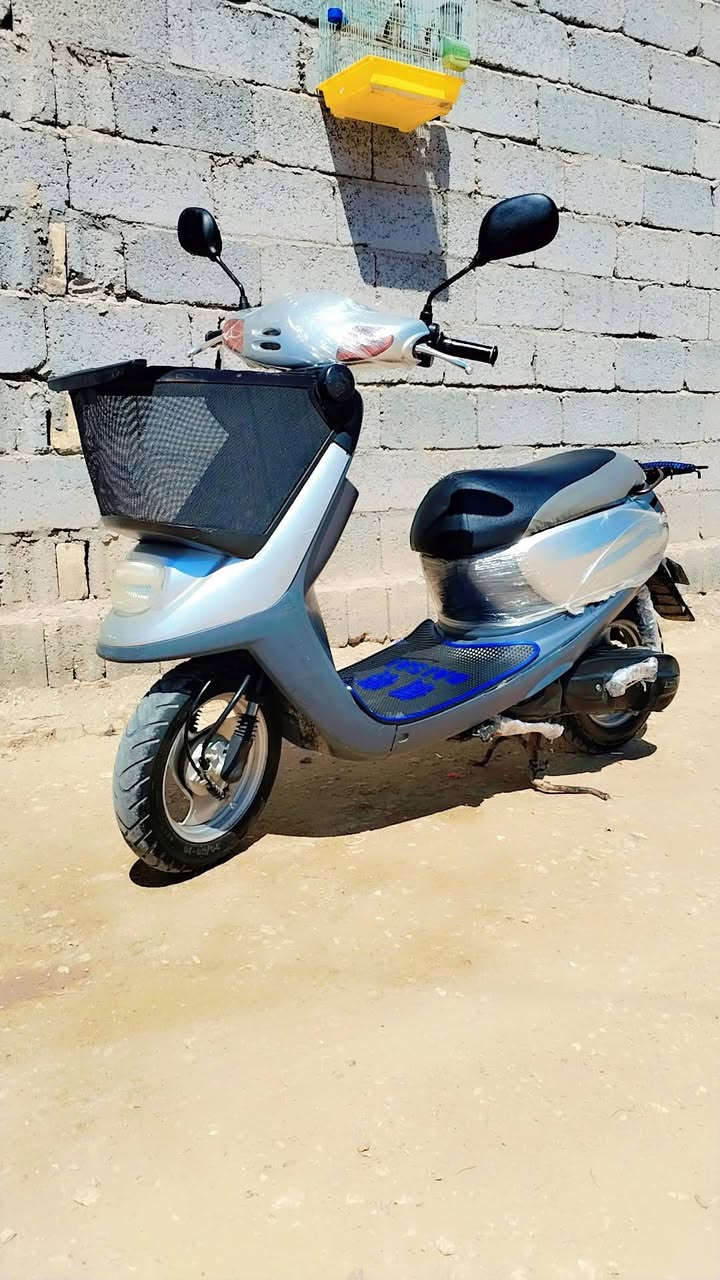 دراجه منغولي البيع دراجه حاويه مامفتوحه شرط المكان كربلا الحسيني السعر ٦٥٠.  ***********
