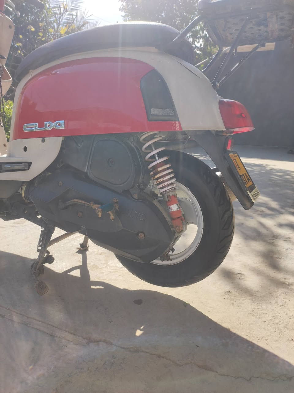 بوليسي للبيع
***********
