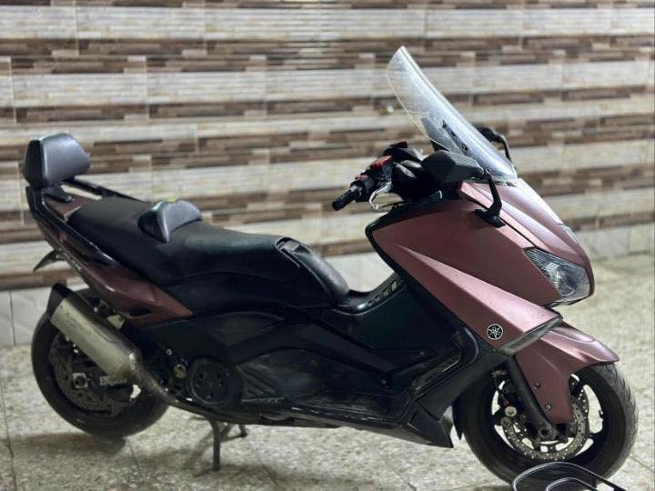 TMax2014 530
دراجه مكفوله كفاله عامه دراجه خير من الله بيه تزويد بسيط 
سعره 45وبيه مجال لشراي *********** مكاني شعب
