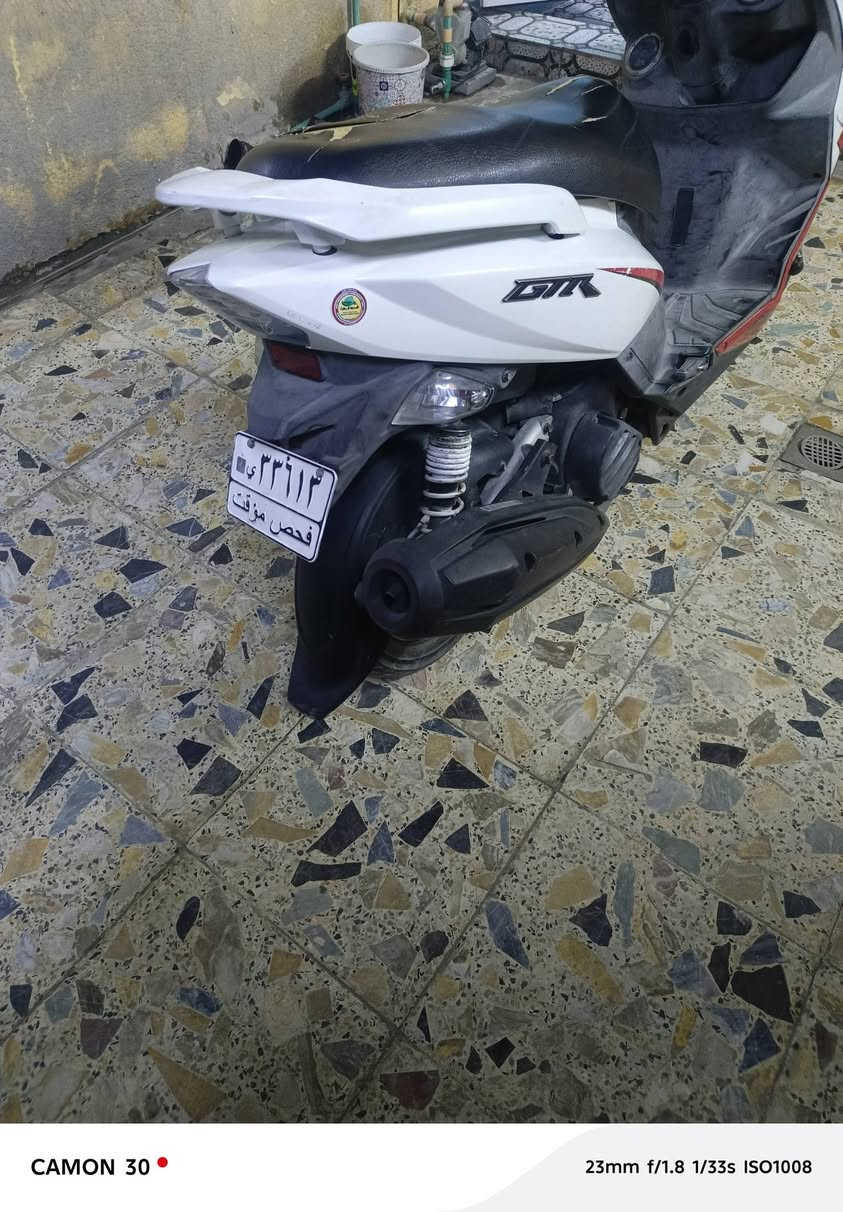 سلام عليكم شباب جي تي ار نضيفه تخبل درحه فول مكنيه ما مفتوحه اشاير كلوب لد شاشه كهرايئه السعر ١٢٠٠ وبيها مجال المدينه الاورزدي ***********
