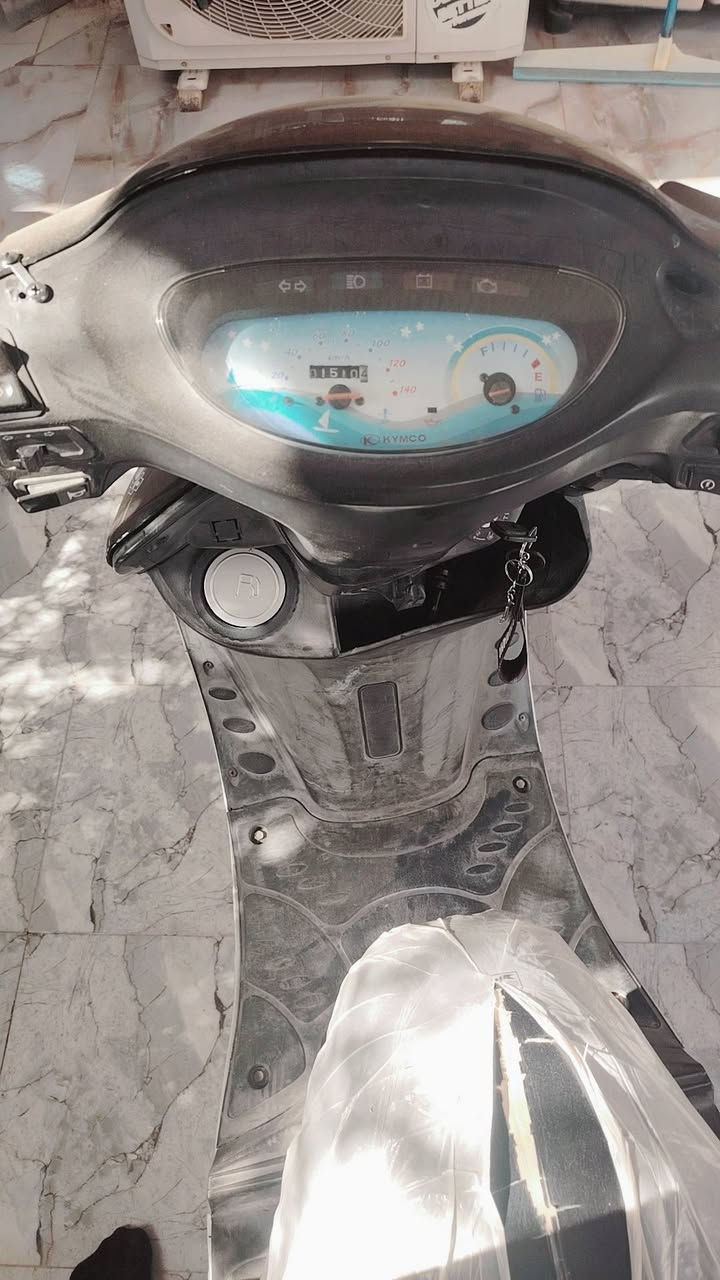 السلام عليكم دراجه كامكو V2  موديل 2016 للبيع مال جناي نضيفه كلش مكفوله كفاله عامه  كلشي شغال كهربائياته عداد بانزين عداد سرعه لايت زنون نكره سلف شراي  يتصل  وبي خير ويدلل مكاني الفجر 

***********

#السعر_خاص #خاص_مغلق⚠
