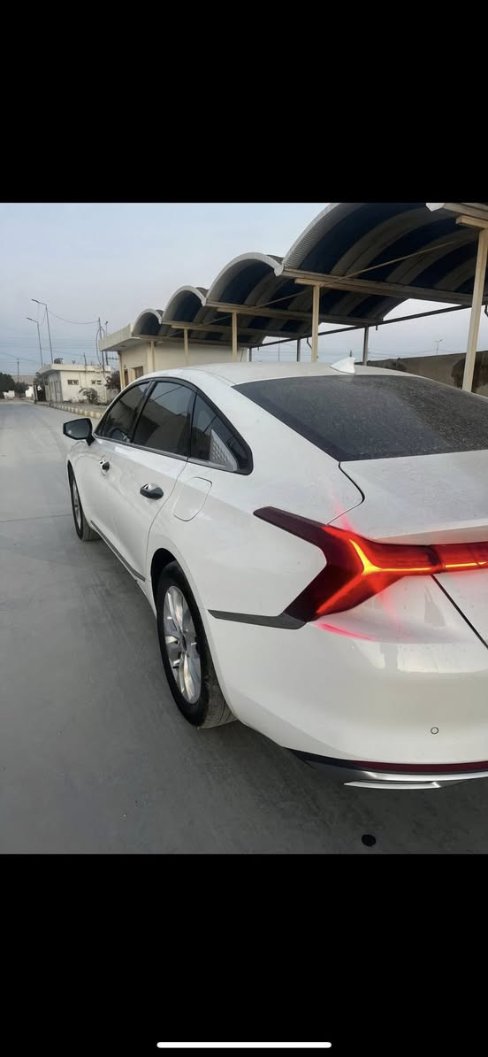 السلام عليكم اخوان للبيع K8 كوري غاز اصل محرك 6 كفاله عامه رقم قادسيه بسمي موديل 2023 
بيع او مراوس السعر 217  وبيه مجال قليل 
مكاني الديوانيه 
***********
