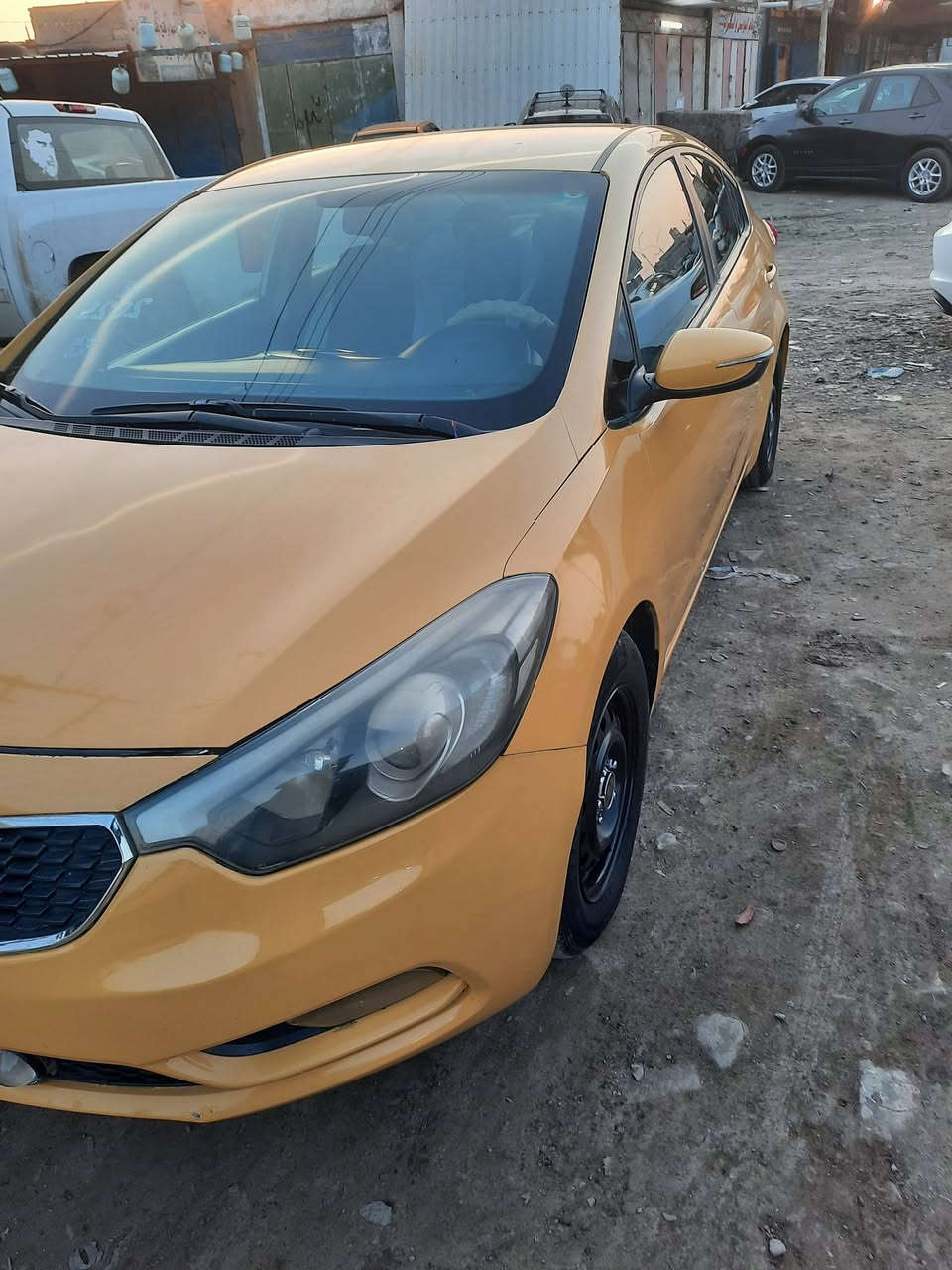 السلام عليكم ورحمة الله وبركاته فورتي موديل١٦واردامريكي للبيع مكينه ٢٠٠٠دوش كيراي تي حادث جاملغ امامي بدون دواخل الحادث مرفق وياالصورالسعر١١٠وبيهامجال بسيط البيع شرط التحويل العنوان ميسان صاحب السياره بغداد سكنه اي استفسارع الرقم ***********
