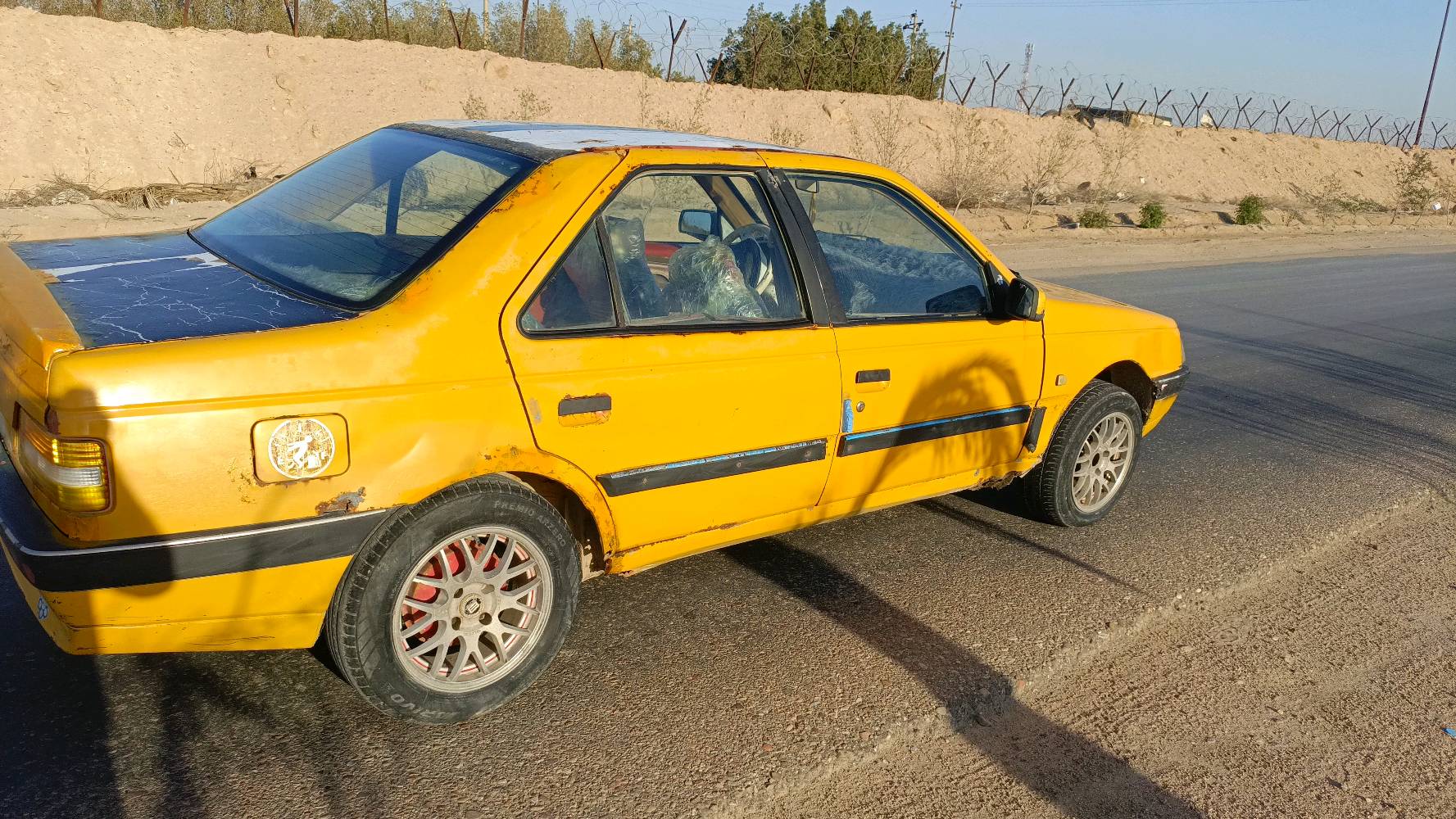 سلام عليكم بيجو   405.
موديل 2012 سنويه عضم عاج منتهيه راعيها ما اندله 
دينمو جديد سلف جديد باتري جديد حداديه صدر توه شدها زوج تار  كهربائيات شغله كلها
جاهزه محرك توه مجفت  سياره جاهزه. 
مكاني البصره كرمت علي ابو صخير
سعرها 10ورقات 

***********
