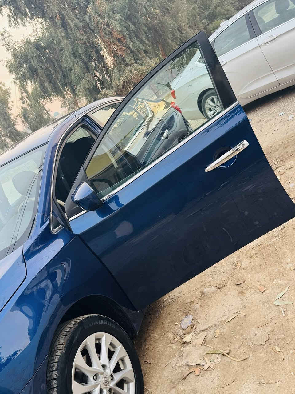 السلام عليكم
سنترا موديل 19 وارد امريكي حادثها بنيد (مبدل ومصبوغ) وبيها نص باب رش أثر شخوط (رش مو صبغ) يعني قطعة ونص وبيها بارد بصفحة السكن ، ايرباكات ثنين راجعات سستم
مواصفات sv (بصمة تشغيل ، بصمة ابواب ، مري شفط يدوي ، صندوك كهرباء ، كروز سرعة ، رادار امامي ، تحكمات ستيرن جهتين ، شاشة لمس ، كامرة خلفية ، شاشة اعطال)
كير ، مكينة ، كهربائيات ، ضفيرة ، عقل ، شواصي ، لغود ، تبريد ، تدفئة ، كلهن مكفولات كامله مكمله ولا كلوب مشتغل بالدشبول
السعر 110 وعليها غرامة ورقتين تنزل من سعرها وبيها مجال
مكانها ديالى المقدادية زهيرات (هـ ***********)
