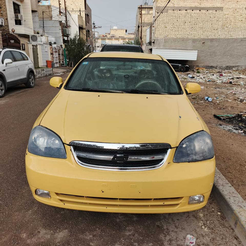 اوبترا موديل ٢٠٠٧ للبيع اصفر سابقا رصاصي 
مصبوغه حزام 
محرك كير خير من الله 
غرفتها نضيفه 
شاداها شاشه 
دواخلها  وغرفتها نضيفه 
حادثها جاملغ امامي ايسر بدون دواخل 
قماره حوض شواصي نضيفات 
مصفرة هيئة وغرامات 
هزه جديدة 
باقر رقم عل استلام انكليزي 
جديد وسنويه جديده 
فقط صدرها تعبان لا اكثر ولا اقل وهاي صورها 
السعر ٥٥ وبيها مجال بيسط 
رقم ***********
