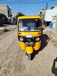 تكتك للبيع موديل 21رقم بغداد بسمي سنويه نكليزي تكاتك بيه ضربه بلغد وتك...