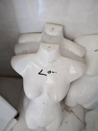 للبيع