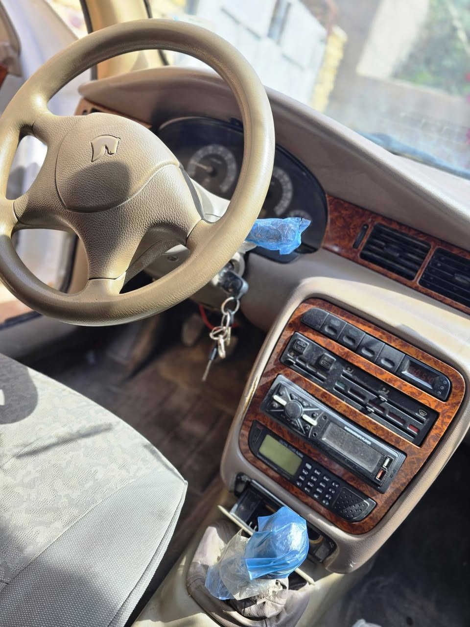 سمند موديل  ٢٠١٠ للبيع كفاله عامه 
للاستفسار الاتصال على الرقم ***********
