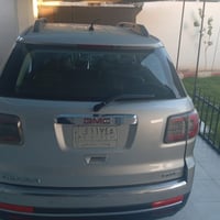 مراوس او بيع  2014  GMC اكاديا رقم بغداد مشروع وطني  ٣ قطع صبغ  بدون د...