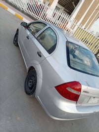 افيو ٢٠٠٩ • مكينة ١٤٠٠ • رشات صبغ