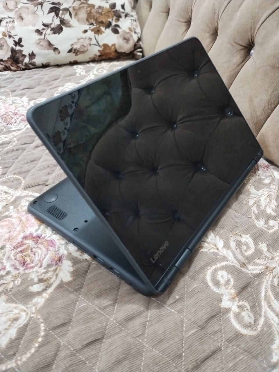 لابتول وايباد نوع لينوفو لمس مع شاحنه اتصال السعر ع رقم ***********
