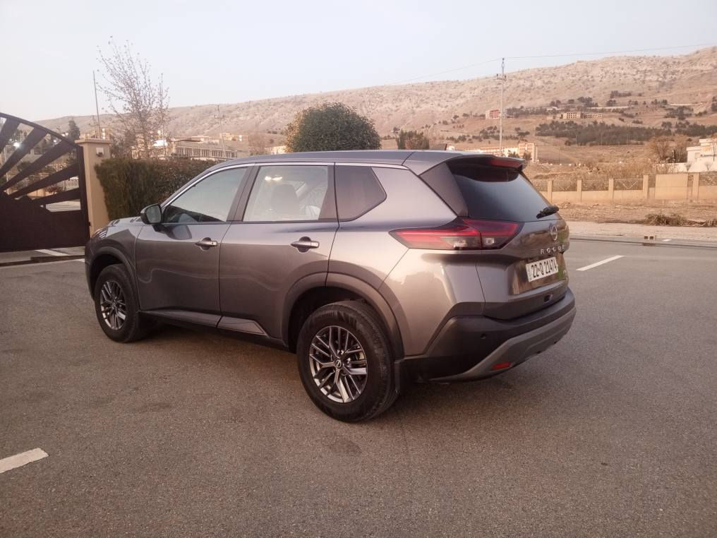 ڕۆگ2022
Sبە سمە شغال ڕادار شاشە کامیرە دە بڵ اکسل 6مۆدی لێخوڕین کامر ڕادار تحکم ستێرن 
دووپارجە ی سبوغە بێ ژووڕێ بێ ئێرباگ بی شوختو جاڵ 
مکینە15 تۆربۆیە زۆر اختسادە
ڕە قە مو فە حیو هه زە نوێ یە 
پێشو پشت کە پس دە عامیش بیلادە
*********** كويسينجاك, أربيل
